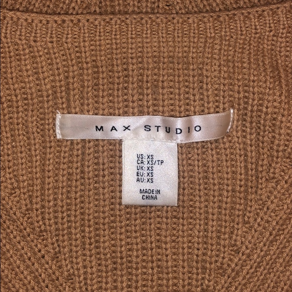 Max Studio Sweater - Picture 3 of 4